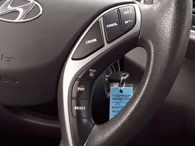 2014 Hyundai Elantra SE 4dr Sedan